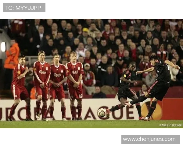 利物浦与巴塞罗那欧冠激战实况回顾与精彩瞬间分析